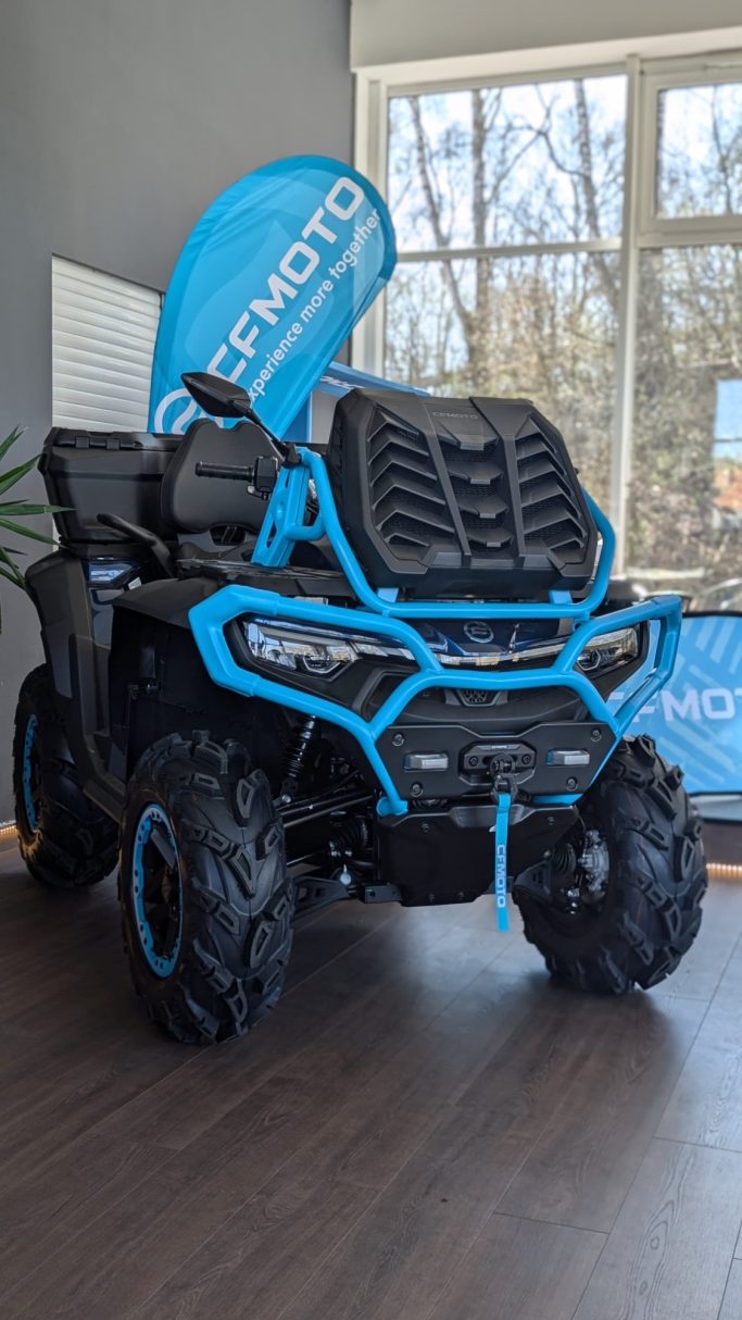 CFMOTO CFORCE 1000 MUD Version